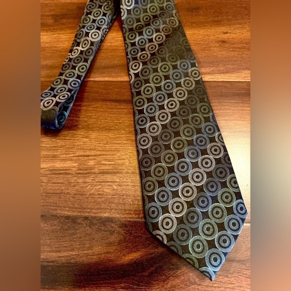 🍂SALE🍂 CALVIN KLEIN Vintage 100% Silk Dark Gray/Green Geometric Tie - Picture 6 of 10